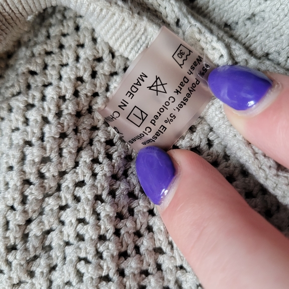 Knitted sage tank top - Picture 3 of 7